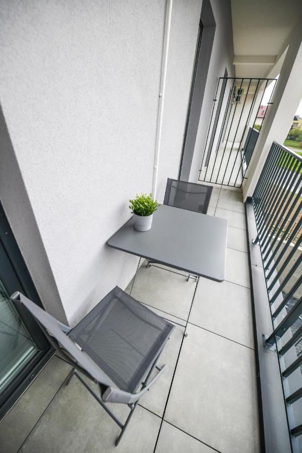 Apartament Komfort 17 Zator Exterior photo